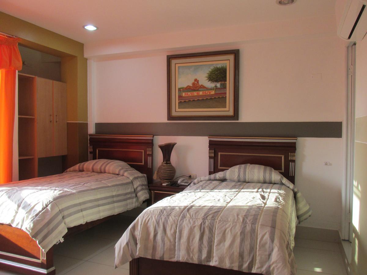 Rizzo Plaza Hotel Tumbes Exterior foto